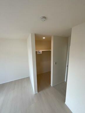 プライベートを満喫できる洋室（1号棟）