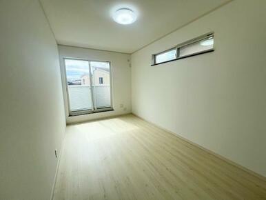 「南西側洋室約6.5畳」