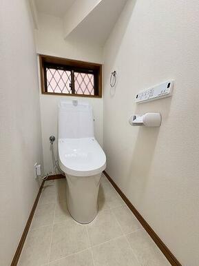 トイレ　新品交換済み