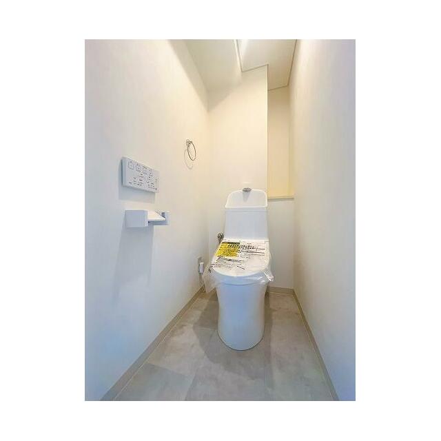 「トイレ」新品交換済みです。