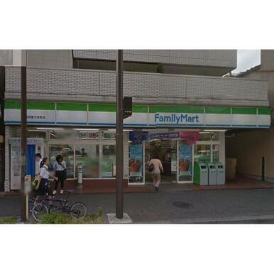 ファミリーマート和田屋万世町店