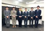 情報提供会社