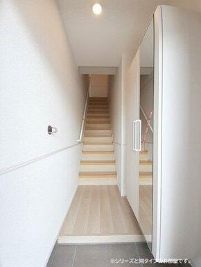 シンプルで使いやすい玄関です