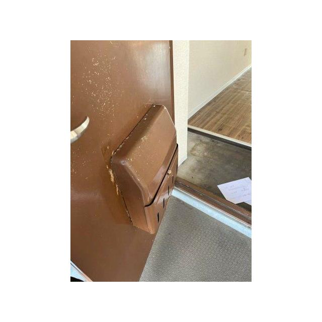 収納もある玄関です