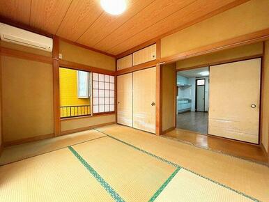 「１階和室」約６帖の和室です