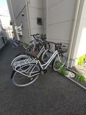 自転車駐輪場は無料でご利用頂けます♪