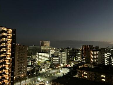 北東側洋室　約6.9帖のお部屋です