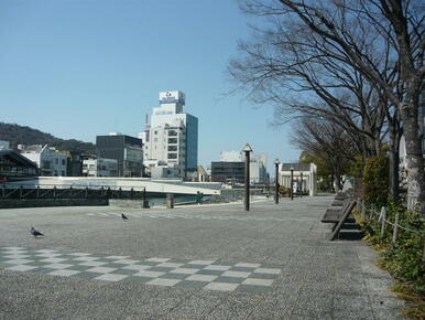 新町川水際公園