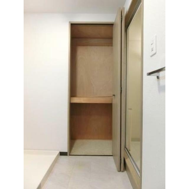 ☆洗面所にも収納あります☆