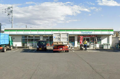 ファミリーマートさいたま大和田店