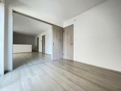 お客様が来た時には客間としても利用できます＾＾