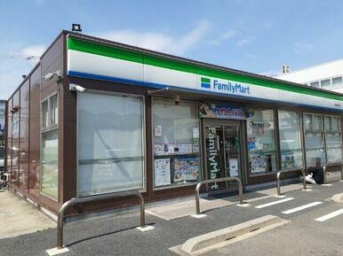 ファミリーマート 伏見横大路店