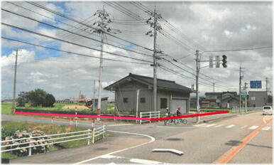 県道西方面より全景