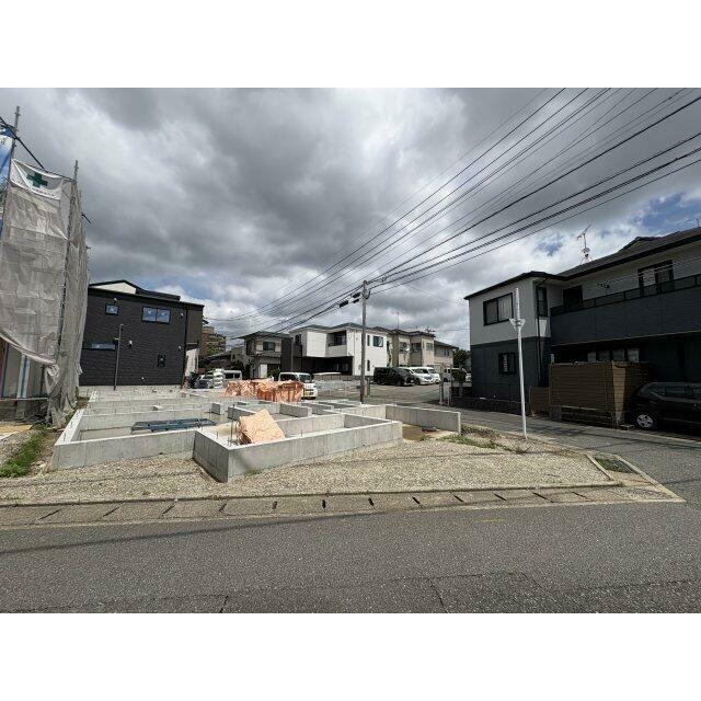 現在建築中です！