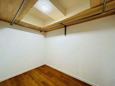 サービスルーム