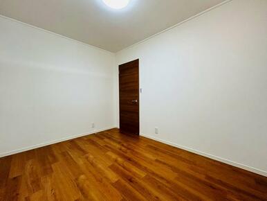 約6帖の洋室（2）