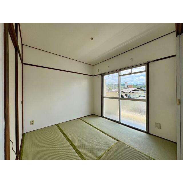 東バルコニー側