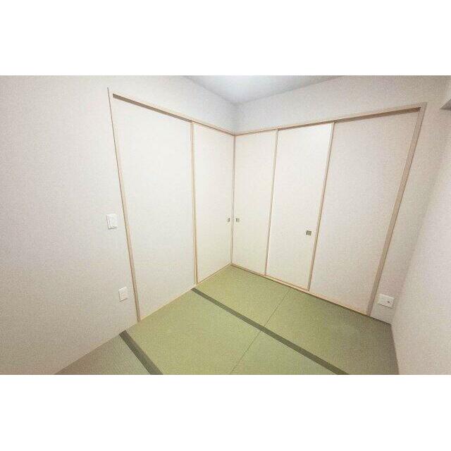 和室約4.5帖。リビングの一部としてもご利用可能です。