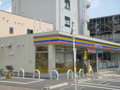 ミニストップ越谷駅西口店