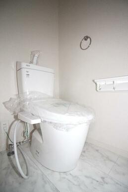 トイレ温水洗浄便座