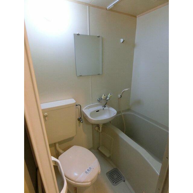 写真は306号室です。