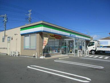 ファミリーマート住吉西店