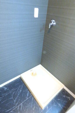 ★室内に洗濯機置場あります★