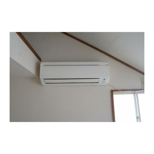 エアコンは残置物です