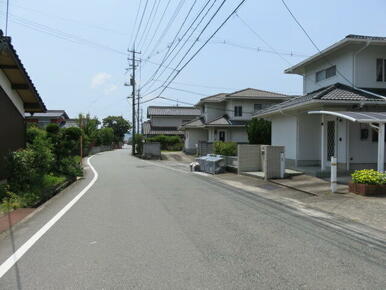 敷地前道路（東側）