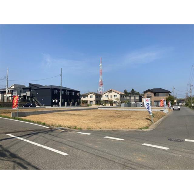 ２号地は９４．０８坪！東南角地で陽当たり、風通しが良好！区画を活かした建物プランです！