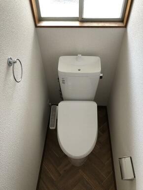 トイレも新設しております。ウォシュレットタイプです。