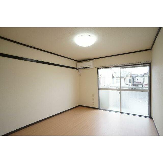 洋室でございます