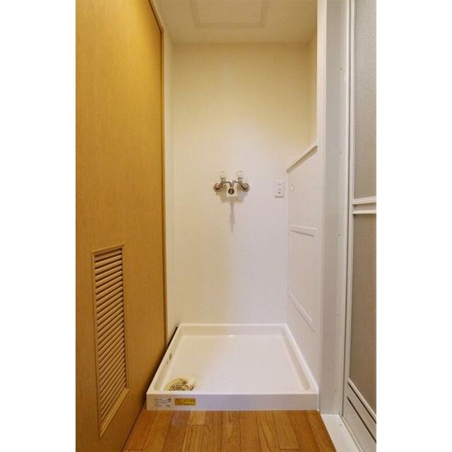 室内洗濯機置場です♪