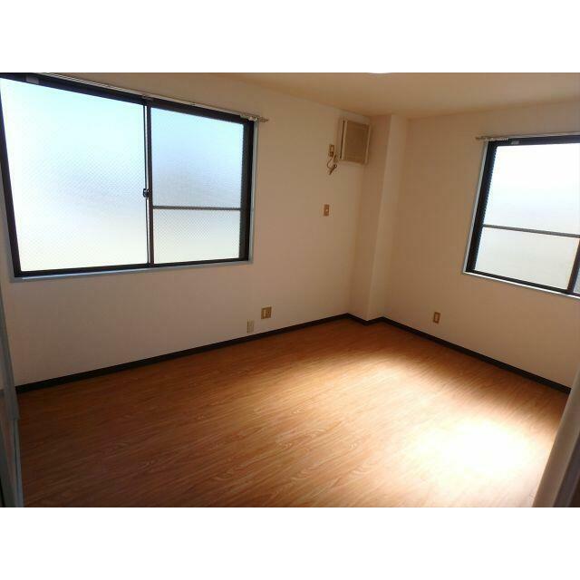 洋室６帖・２面採光