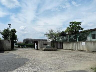 倉治小学校