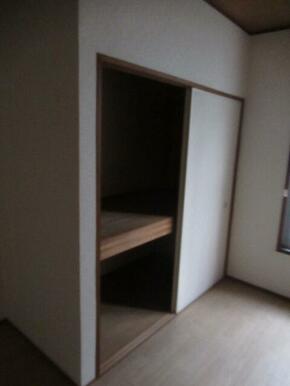 他の部屋の写真を使用しています。