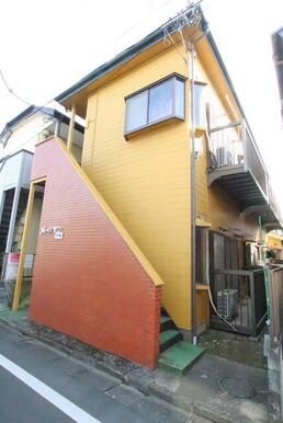 閑静な住宅地にあるアパートです！