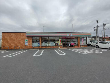 セブンイレブン行田小見店