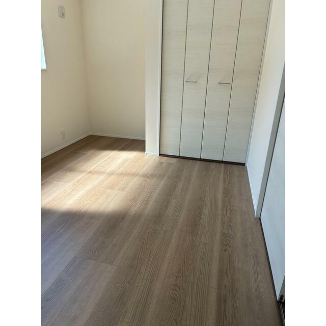 お持ちの家具の配置を考えると洋室のお部屋が暮らしやすいという方に（2号棟）