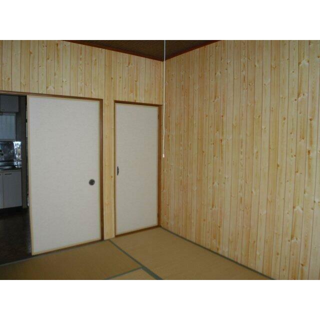 半間の収納あります