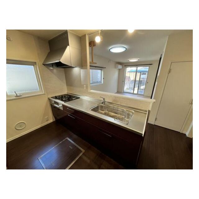 空間を隔てないカウンターキッチン、家族と会話が弾みそう！