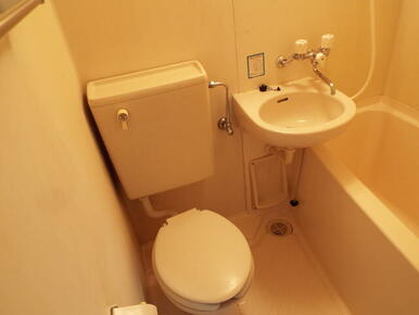 バストイレ同室です♪