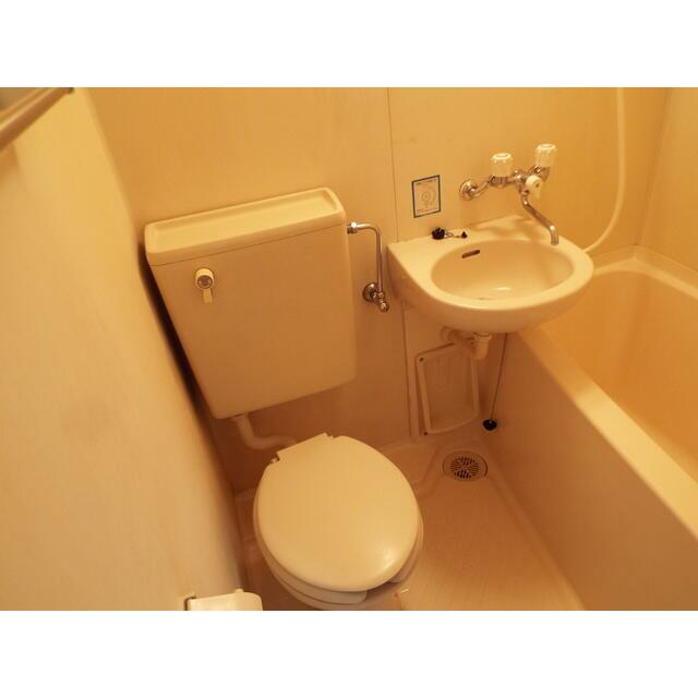 バストイレ同室です♪