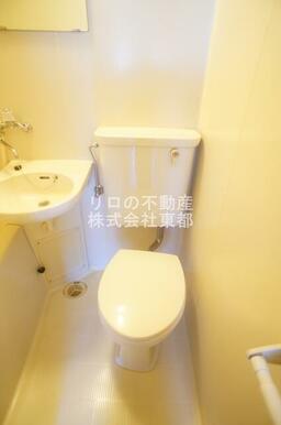 清潔感ある洋式トイレです☆お掃除も楽々です！！