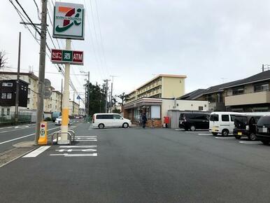 セブンイレブン豊橋北山町店