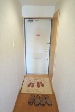 玄関【別室参考写真】