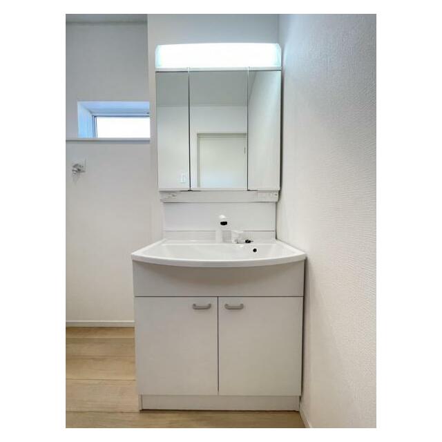 水が流れやすく汚れがたまりにくい設計でお手入れもらくらくです！