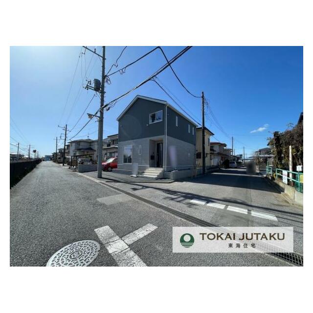 北東側約6M、南東側約4M幅員の公道角地。車の出し入れもスムーズに行えますね＾＾