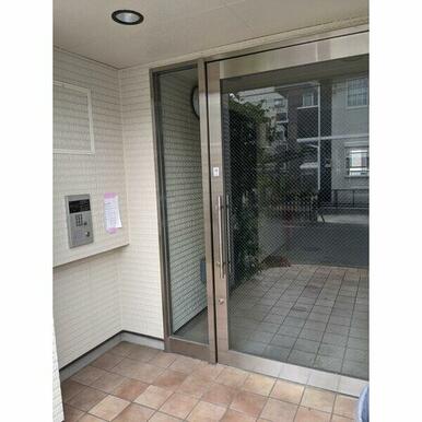 共有玄関オートロック付