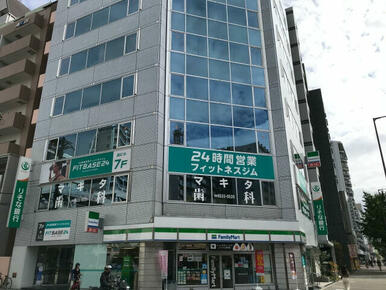 ファミリーマート南堀江三丁目店